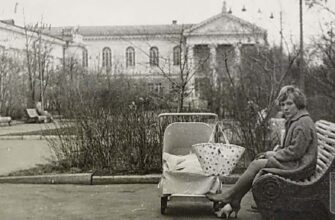 Ретро фотография Йошкар-Олы, мама с коляской