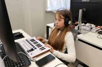 Девочка в Школе креативных индустрий